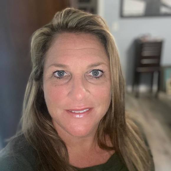 Meet your Posher, Nancy - Picture 1 of 1